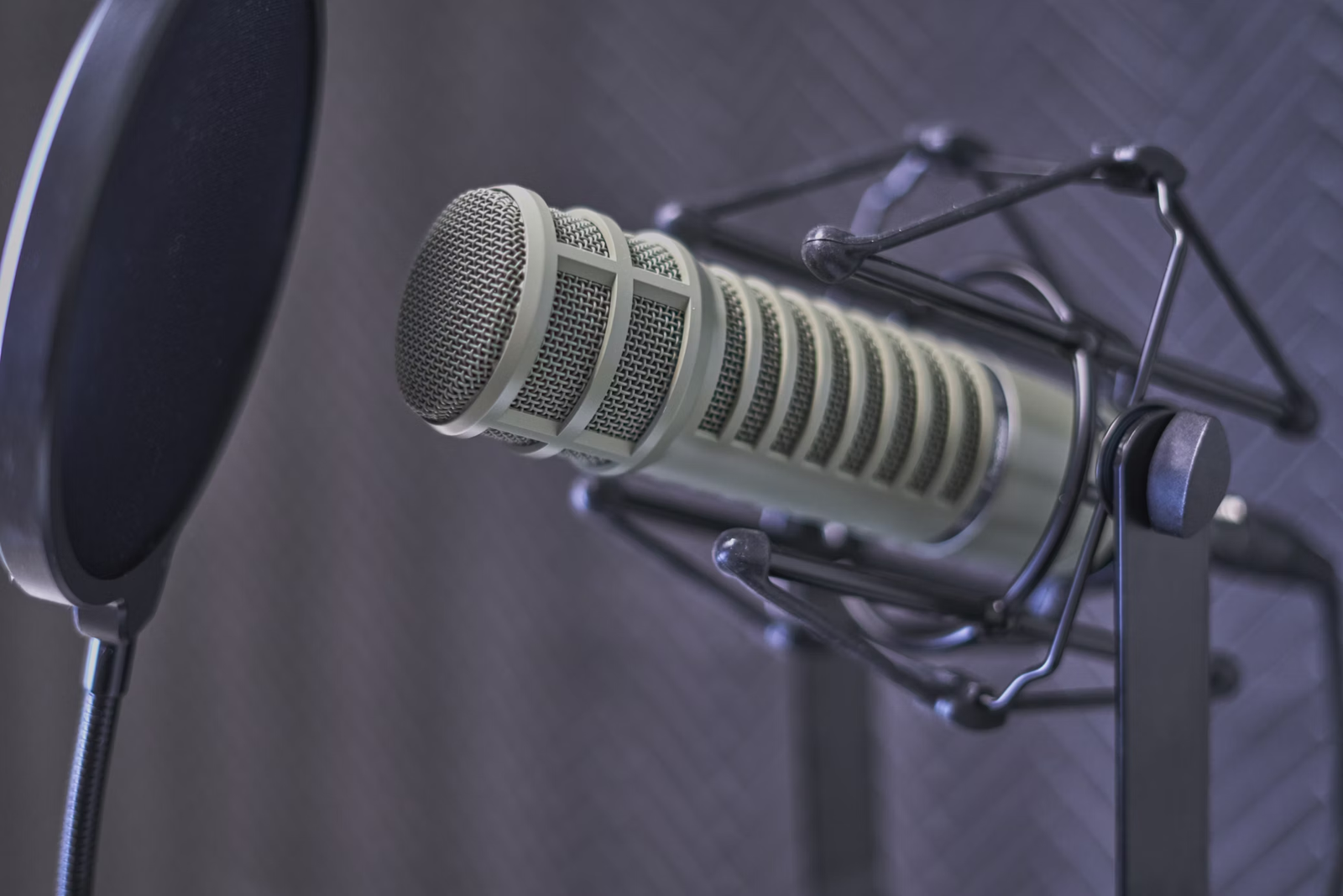 Understanding the Basics of Podcast Studio Signal Flow